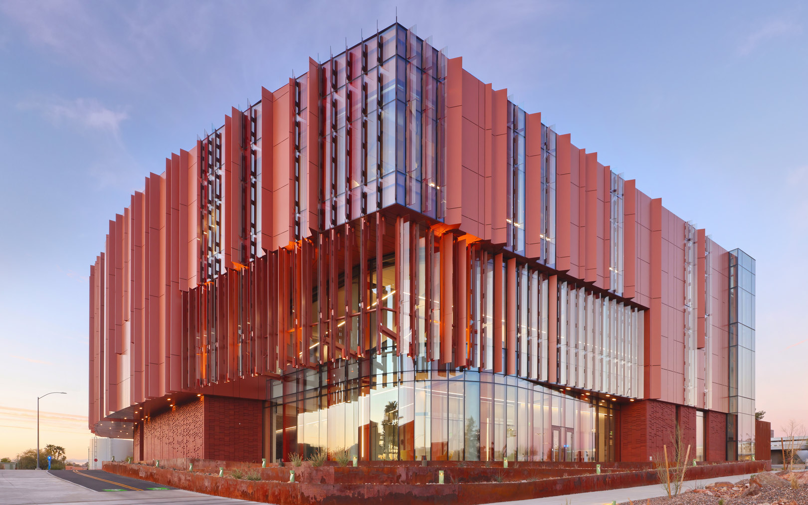 New University of Arizona Applied Research Building Furthers Space